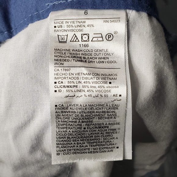 Old Navy Mid-Rise Everyday Linen-Blend Blue Polka Dot Shorts, 8 - Picture 6 of 6